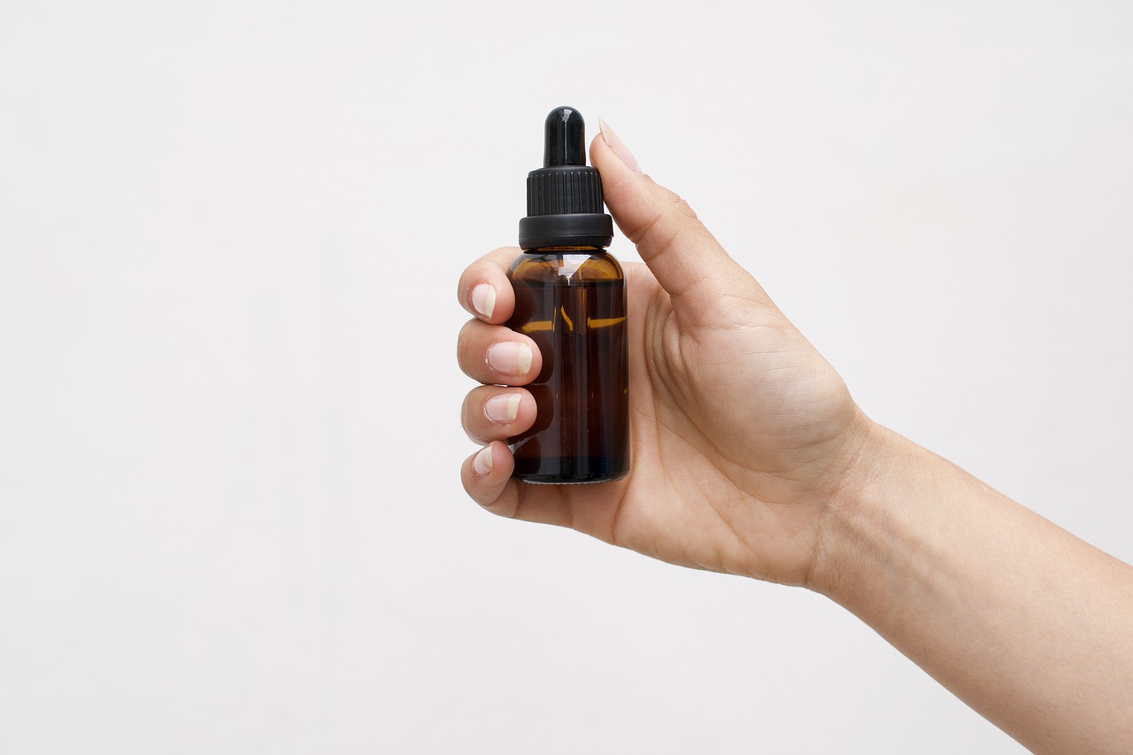 Jak bezpiecznie przechowywać olejki CBD?
